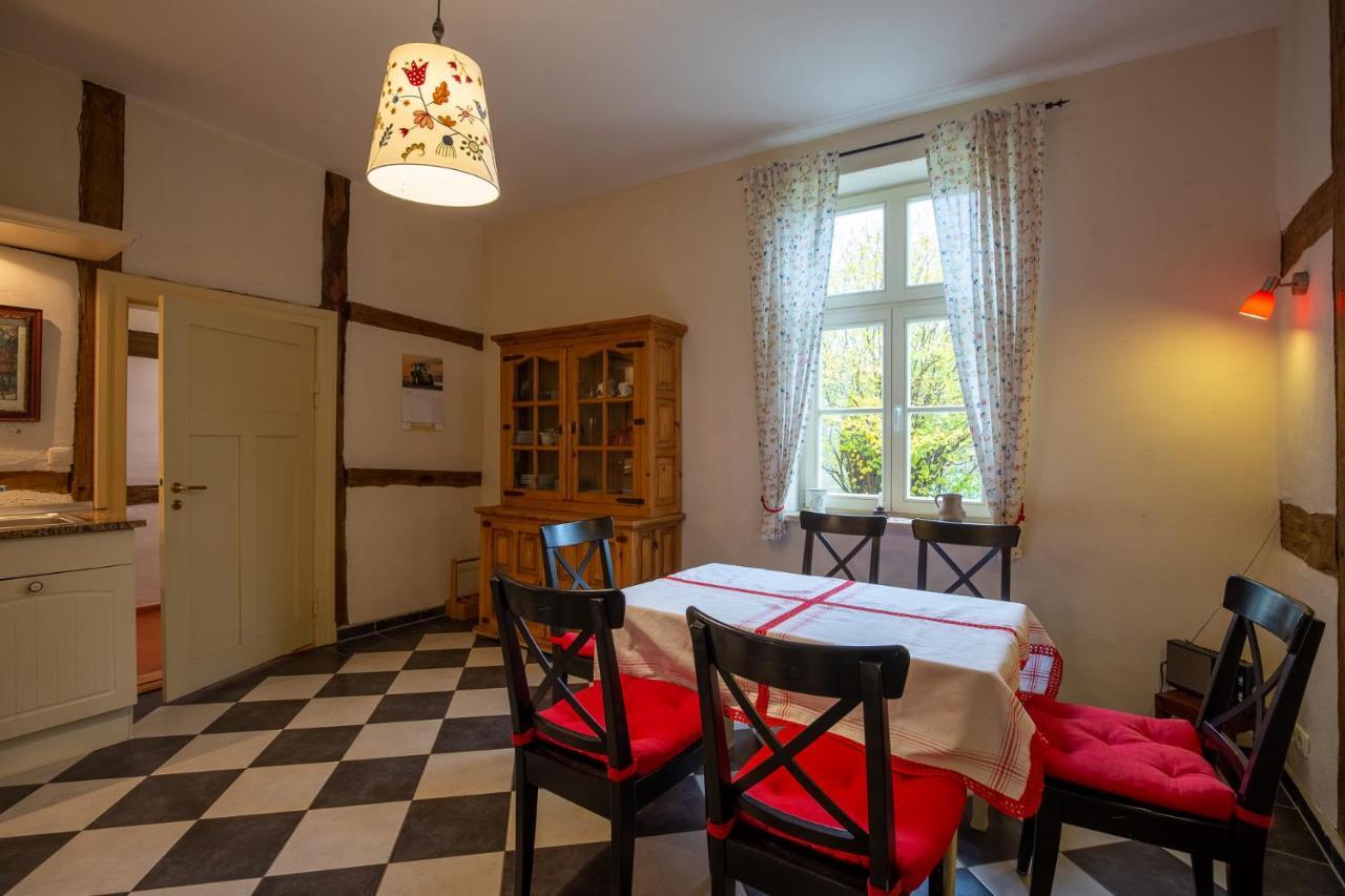 Altes Pastorat Schwichtenberg Borrentin Экстерьер фото